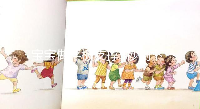 寶寶做平板支撐5秒倒下,網(wǎng)友:“姿勢不標準會傷害身體”